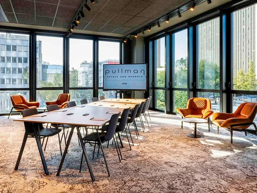 Pullman Lyon Hotel 0*,